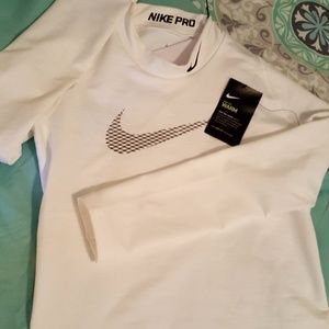 Nike Pro boys XL dri-fit shirt, fits women's M/L